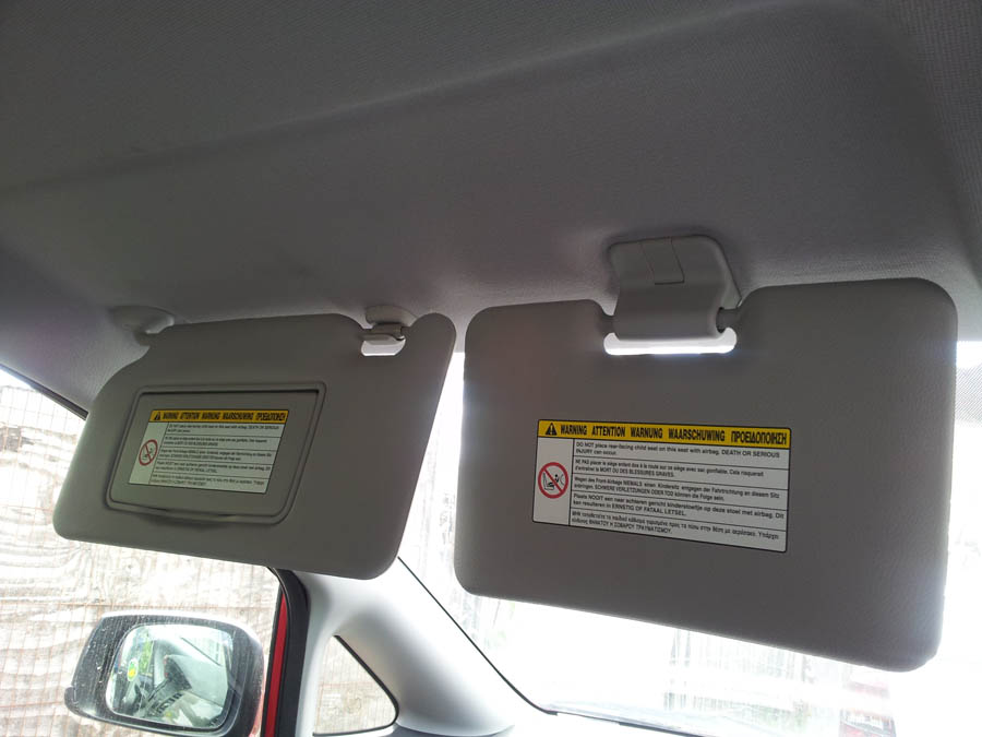 Honda FRV I-VTEC SE sun-visor-passenger-side